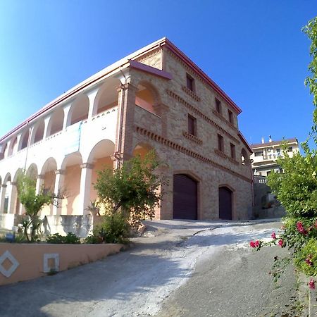 B&B Castello Michelina San Nicola dellʼAlto Buitenkant foto