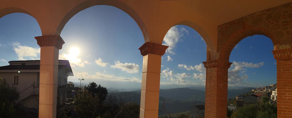 B&B Castello Michelina San Nicola dellʼAlto Buitenkant foto