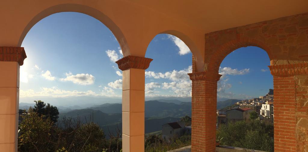B&B Castello Michelina San Nicola dellʼAlto Buitenkant foto