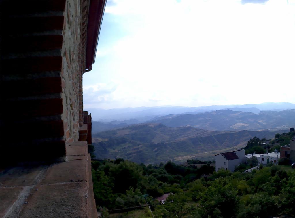 B&B Castello Michelina San Nicola dellʼAlto Buitenkant foto