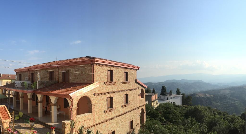 B&B Castello Michelina San Nicola dellʼAlto Buitenkant foto