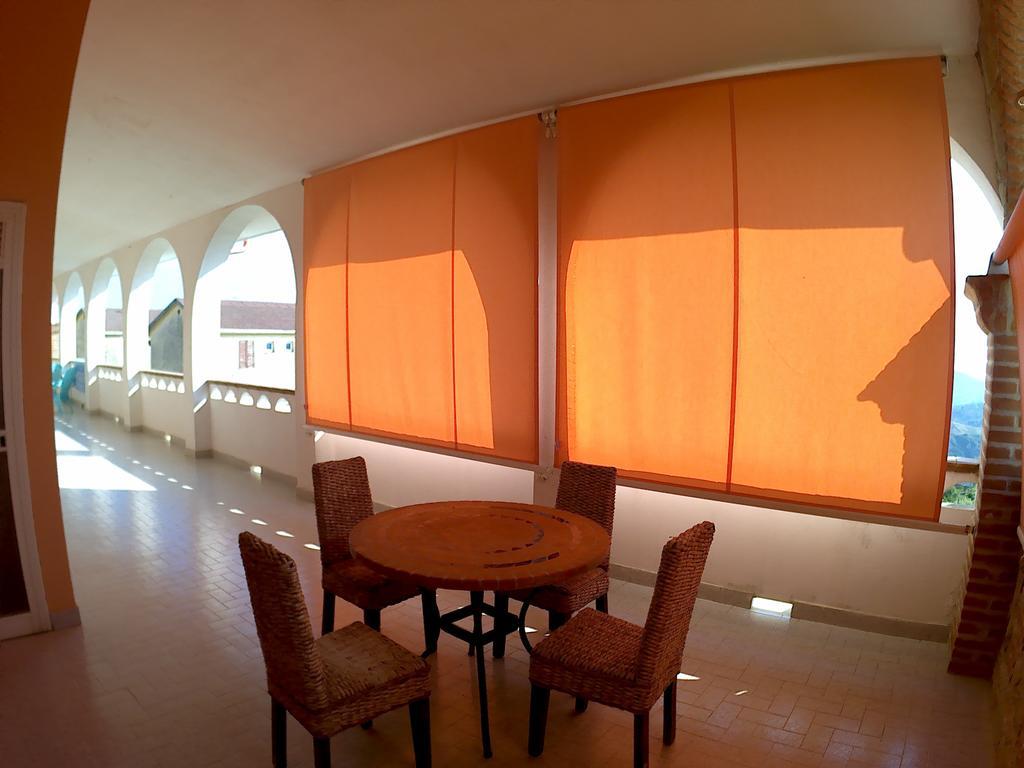 B&B Castello Michelina San Nicola dellʼAlto Buitenkant foto