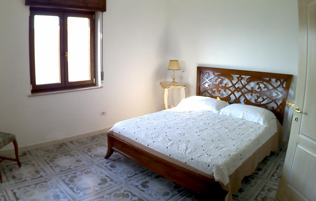 B&B Castello Michelina San Nicola dellʼAlto Buitenkant foto